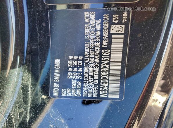 WBSAE0C06RCP45163 2024 BMW M8 Black Vista del compartimento del motor