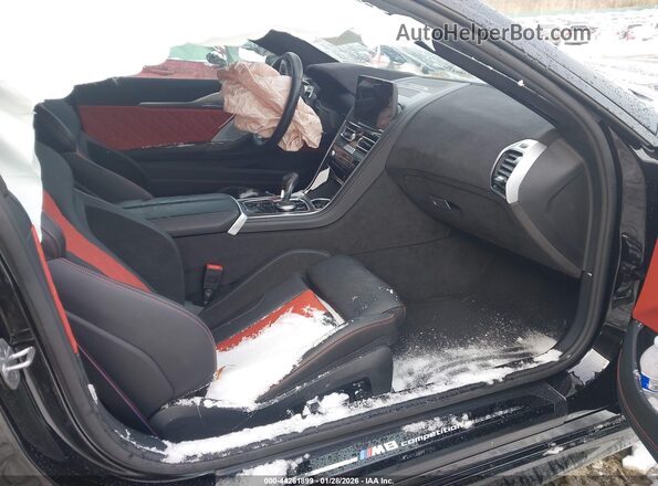 WBSAE0C06SCV42859 2025 BMW M8 Black Widok wnętrza z przodu
