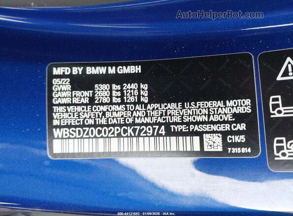 WBSDZ0C02PCK72974 2023 BMW M8 Dark Blue Շարժիչի բաժամունքի տեսք