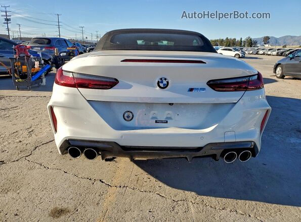 WBSDZ0C07LCD46712 2020 BMW M8 White Widok z tyłu