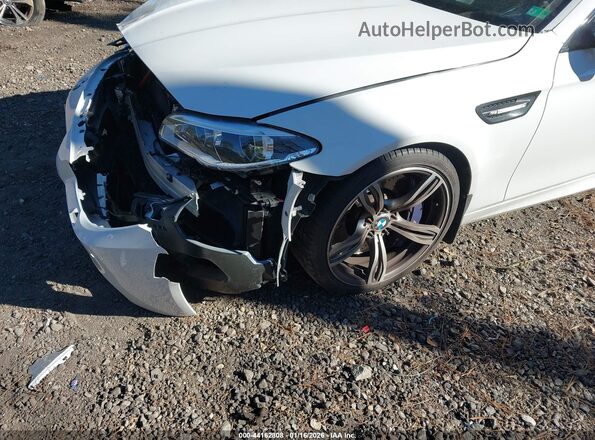 WBSFV9C52GD595775 2016 BMW M5 White Вид спереду