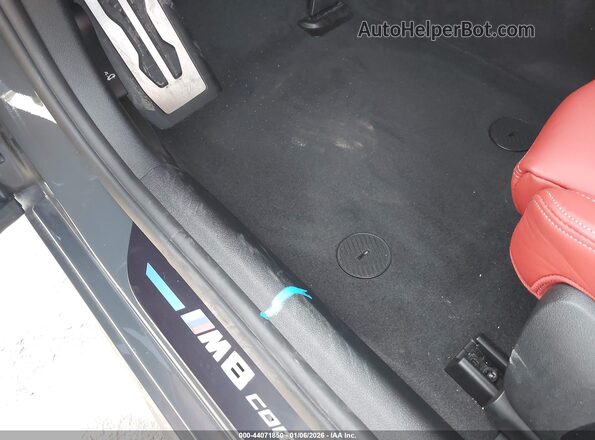 WBSGV0C03SCU61747 2025 BMW M8 Gray Front view