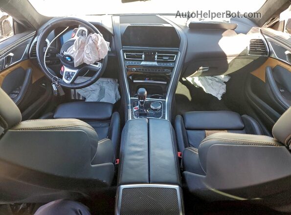 WBSGV0C06MCF56504 2021 BMW M8 White Вид панелі приладів