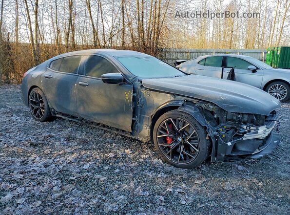 WBSGV0C07RCR42997 2024 BMW M8 Серый Передняя правая четверть