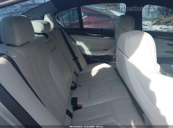 WBSJF0C58JB282025 2018 BMW M5 Silver 
