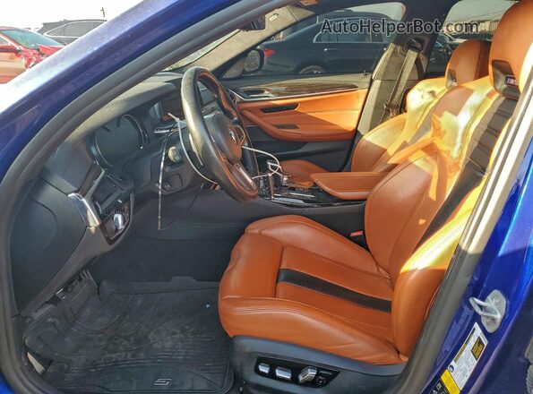 WBSJF0C59JB282308 2018 BMW M5 Blue Front interior view
