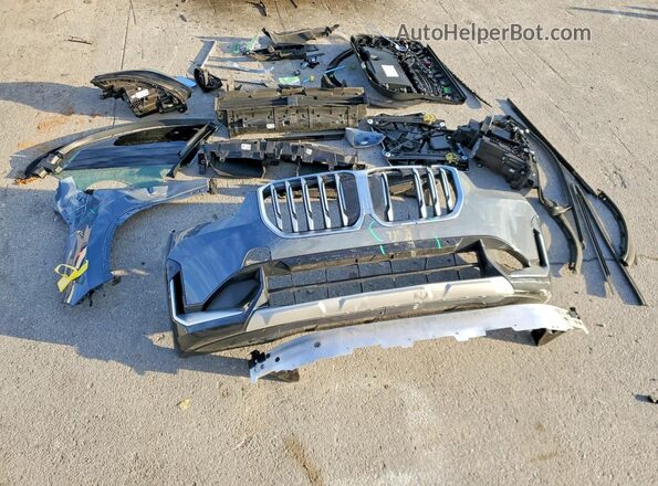 WBX73EF00P5W23659 2023 BMW X1 Gray Вид наклейки з VIN-кодом