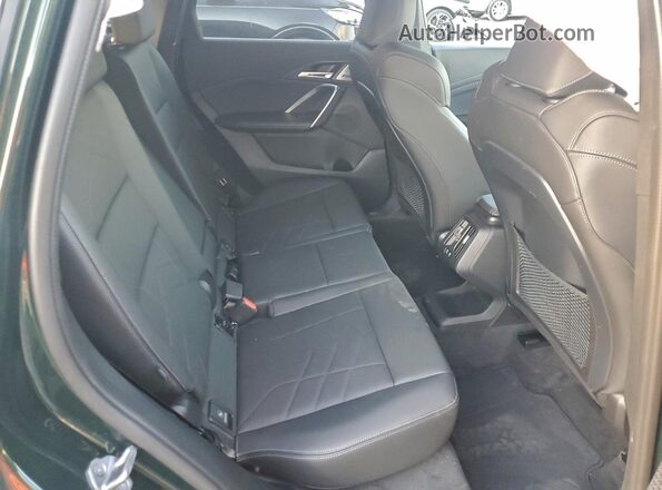 WBX73EF02R5Y87243 2024 BMW X1 Green უკანა სალონის ხედი