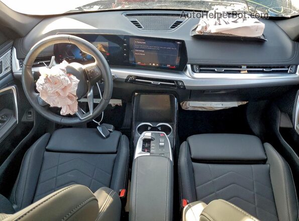 WBX73EF02R5Y87243 2024 BMW X1 Green წინა პანელის ხედი