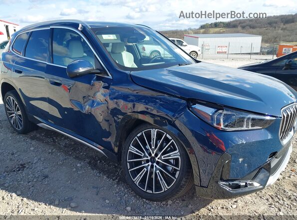 WBX73EF03T5488140 2026 BMW X1 Blue Вид спереду