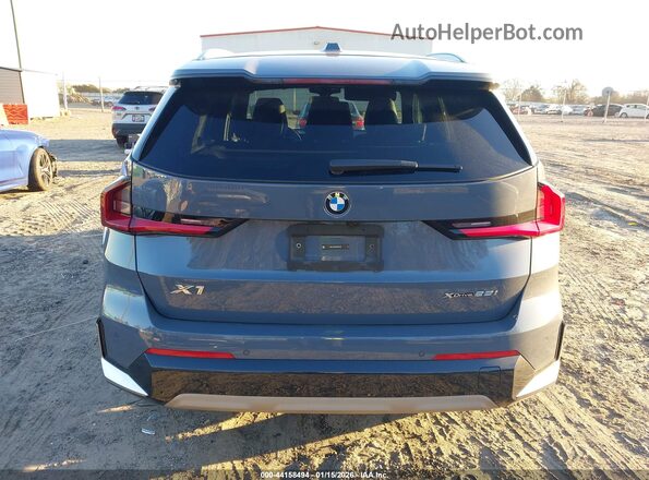 WBX73EF05R5Z99132 2024 BMW X1 Gray 