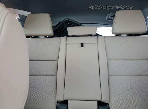 WBX73EF05S5156540 2025 BMW X1 White Հետևի նստատեղերի տեսք
