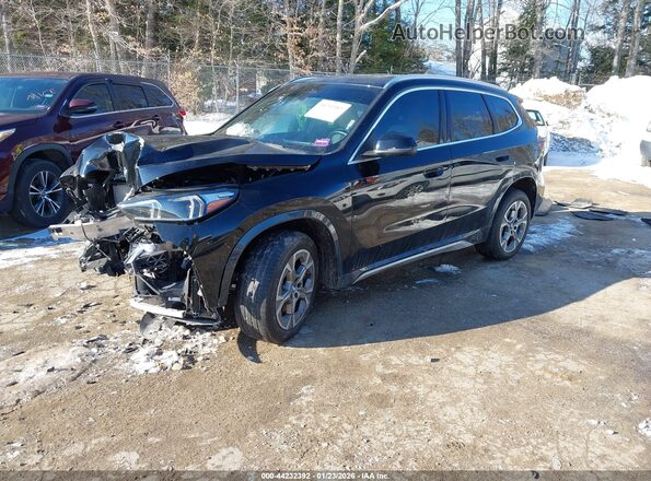WBX73EF09S5086704 2025 BMW X1 Black Vista tres cuartos delantera izquierda