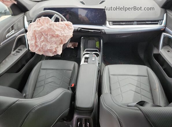 WBX73EF0XP5Y07152 2023 BMW X1 Белый Вид панели приборов