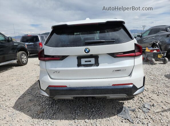 WBX73EF0XP5Y07152 2023 BMW X1 Белый Вид сзади