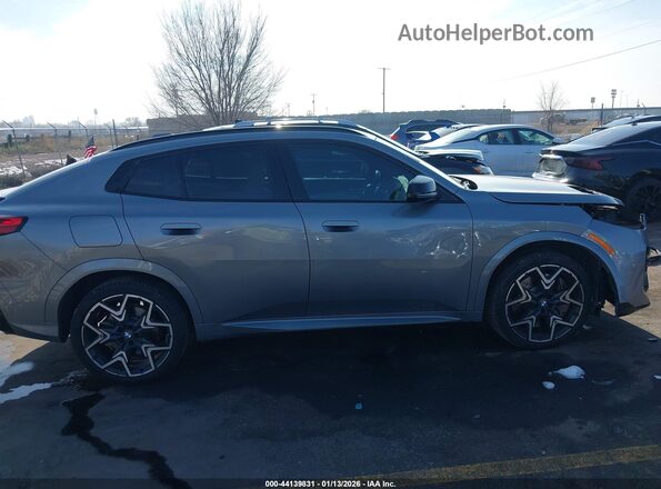 WBX83GM06S5113554 2025 BMW X2 Gray Widok wnętrza 360 stopni