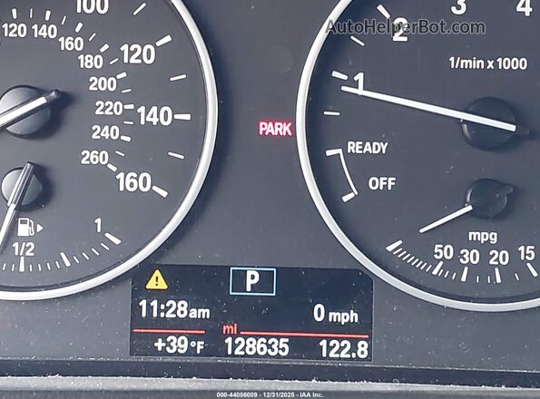 WBXHT3C39J5K29771 2018 BMW X1 White 