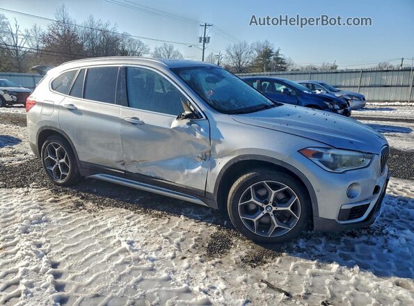 WBXHT3C53K5L38455 2019 BMW X1 Silver Front right