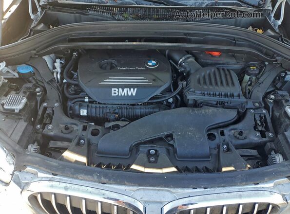WBXHT3C53K5L38455 2019 BMW X1 Silver Engine compartment view