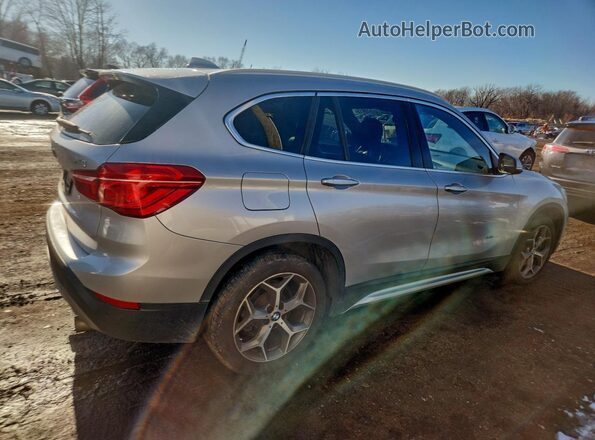 WBXHT3Z37H4A65284 2017 BMW X1 Silver Задня права чверть