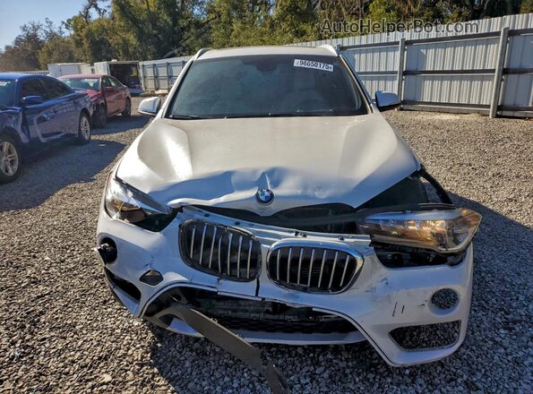 WBXHU7C39J5H39237 2018 BMW X1 White Widok z przodu