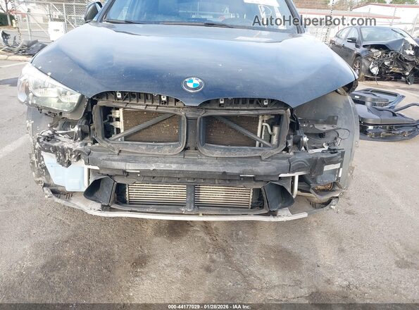 WBXJG7C06M5S35227 2021 BMW X1 Black Front view