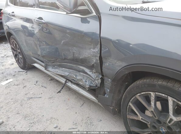 WBXJG7C07L3L85650 2020 BMW X1 Gray Դիմացի տեսք