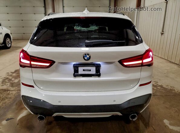 WBXJG9C00M5T80419 2021 BMW X1 White 