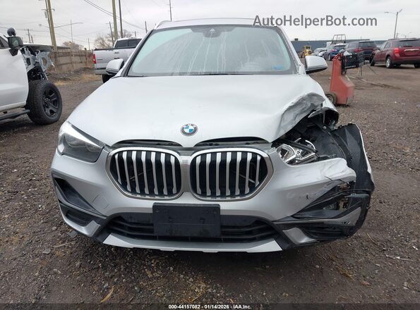 WBXJG9C06L5P79527 2020 BMW X1 Silver წინა ხედი
