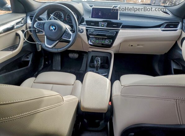 WBXYH9C01L5P59178 2020 BMW X2 Silver Widok deski rozdzielczej