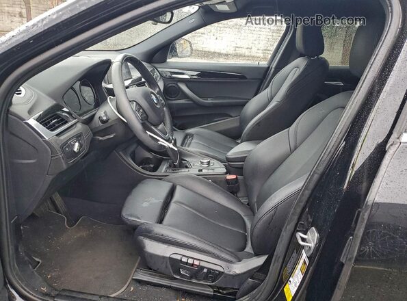 WBXYJ3C50KEP77019 2019 BMW X2 Black წინა სალონის ხედი