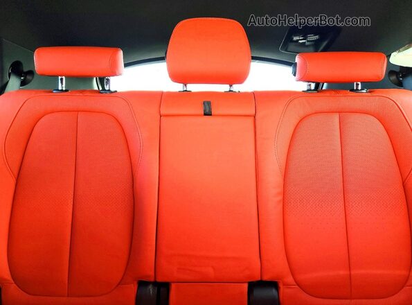 WBXYJ5C57KEF83473 2019 BMW X2 White Вид задніх сидінь