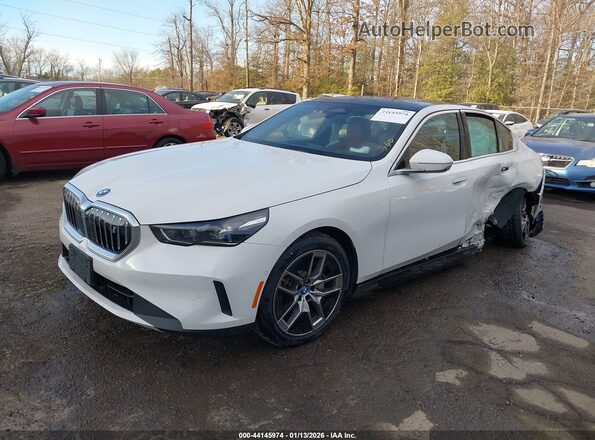 WBY13HG01SCS56728 2025 BMW OTHER White Vista tres cuartos delantera izquierda