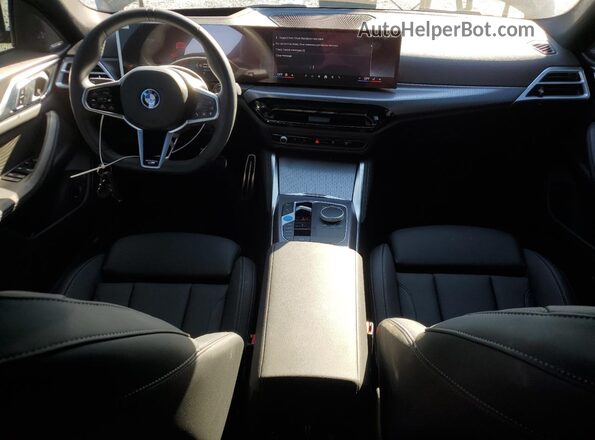 WBY23HD06SFU87731 2025 BMW I4 Black Vista del salpicadero