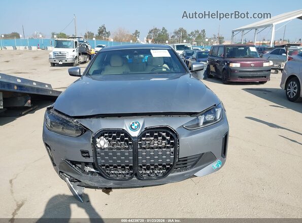 WBY23HD09SFU95693 2025 BMW I4 Silver Widok zestawu wskaźników
