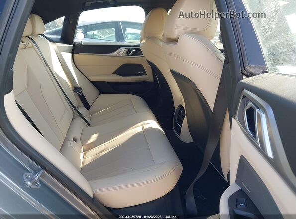 WBY23HD09SFU95693 2025 BMW I4 Silver Widok naklejki z numerem VIN