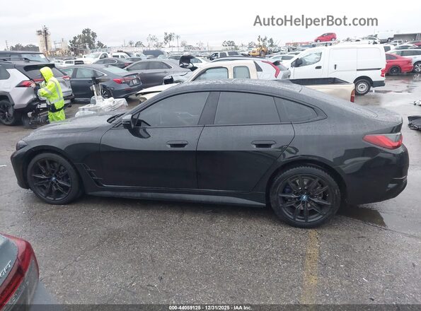WBY33AW00NFN13317 2022 BMW I4 Black Widok wnętrza 360 stopni