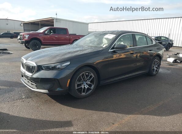 WBY33FK01RCR33274 2024 BMW OTHER Gray Vista tres cuartos delantera izquierda