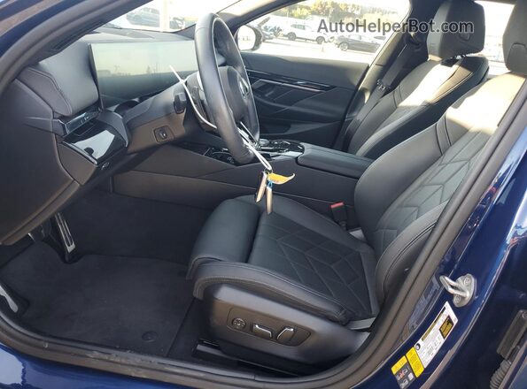 WBY33FK05RCP82410 2024 BMW OTHER Blue წინა სალონის ხედი