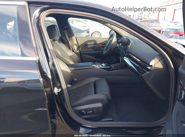 WBY33FK08SCU83757 2025 BMW OTHER Black Widok wnętrza z przodu