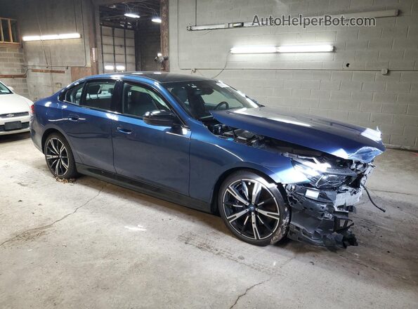 WBY43FK00RCR67467 2024 BMW OTHER Синий Передняя правая четверть
