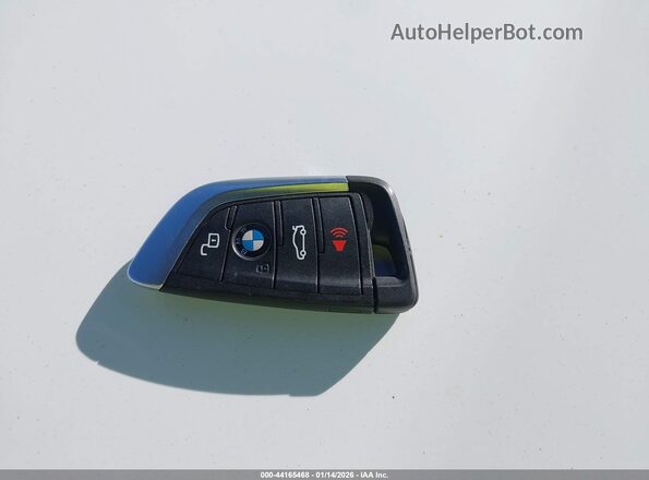 WBY73AW06NFN08169 2022 BMW I4 Gray Առջևի վահանակի տեսք