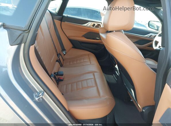WBY73AW06NFN08169 2022 BMW I4 Gray VIN կոդի պիտակի տեսք