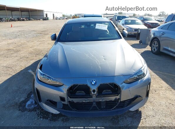 WBY73AW06NFN08169 2022 BMW I4 Gray Սարքավորումների վահանակի տեսք