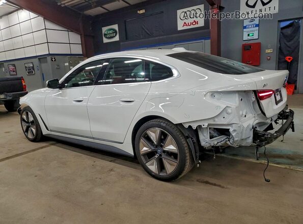 WBY83FB09RFS81301 2024 BMW I4 White Trasero izquierdo