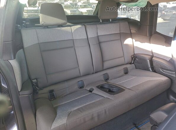 WBY8P4C55K7E55709 2019 BMW I3 White Rear seats view