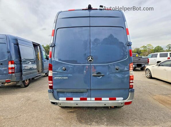 WD3PE7CD4JP637869 2018 MERCEDES-BENZ SPRINTER Blue 