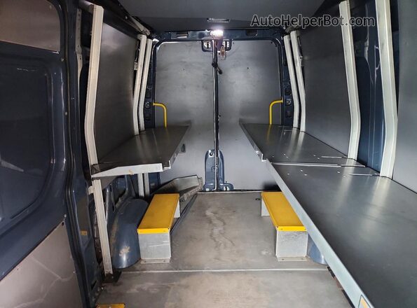 WD3PE7CD6JP635573 2018 MERCEDES-BENZ SPRINTER Blue Вид задніх сидінь