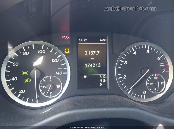 WD4PG2EE6J3502639 2018 MERCEDES-BENZ METRIS Black უკანა სავარძლების ხედი
