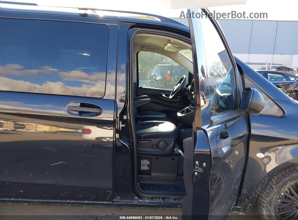 WD4PG2EEXJ3366807 2018 MERCEDES-BENZ METRIS Black Vista interior delantera